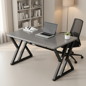 Bureau d'ordinateur robuste avec cadre en acier en forme de K et plateau en bois d'ingénierie pour le bureau à domicile et l'utilisation par les étudiants - Product Image 2