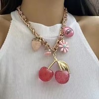 Collier tendance pour filles, enfants et femmes, perles en acier inoxydable, charm mignon en forme de cerise corail, plaqué or 18 carats