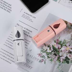 Mini vaporisateur facial portable rechargeable à vapeur ionique pour soins hydratants, idéal pour la maison et la voiture - Product Image 6