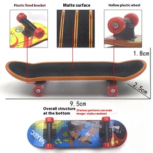 Vente flash : <span class=keywords><strong>Skateboard</strong></span> à doigts en plastique pour enfants, <span class=keywords><strong>petit</strong></span> <span class=keywords><strong>skateboard</strong></span> de bureau pour le pouce, jouets anti-stress - Product Image 6