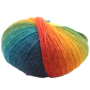 Fil <span class=keywords><strong>à</strong></span> <span class=keywords><strong>tricoter</strong></span> fantaisie en <span class=keywords><strong>laine</strong></span> 100% teinte en espace, fil <span class=keywords><strong>à</strong></span> <span class=keywords><strong>tricoter</strong></span> <span class=keywords><strong>à</strong></span> <span class=keywords><strong>la</strong></span> <span class=keywords><strong>main</strong></span> arc-en-ciel <span class=keywords><strong>pour</strong></span> pull, vente en gros - Product Image 1