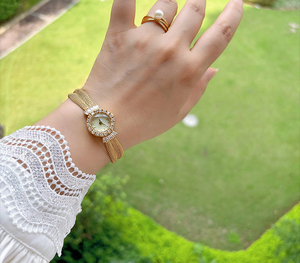 2025 थोक टास्सेल मेश स्ट्रैप फैंसी महिलाएं विंटेज डिजाइन फैशन महिला ब्रेसलेट वॉच गिफ्ट सेट - Product Image 5