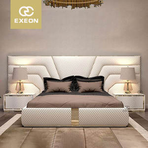 Cama <span class=keywords><strong>King</strong></span> de Cuero Moderna de Lujo de 3m, Cama <span class=keywords><strong>King</strong></span> de Madera Maciza de 2.2*4, Cama Doble de Acero Inoxidable Simple y Moderna Europea - Product Image 2