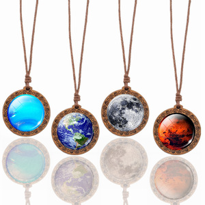 Système solaire planète néptune, Venus, <span class=keywords><strong>lune</strong></span>, terre, Jupiter, Mars, saturne, Uranus, mercure, soleil, Art, collier pendentif en bois naturel - Product Image 1