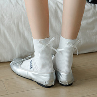 Vente en gros de chaussettes tubulaires pour femmes de haute qualité, jetables, fabriquées au Japon, tricotées, pour un usage quotidien