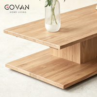 Cette table basse en bois massif de style scandinave convient à une utilisation dans les salles d'accueil familiales et les hôtels