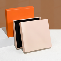 Boîte cadeau carrée 20x20 en papier écologique couleur unie avec impression bronzée pour bougies et cadeaux de fêtes