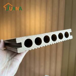 أرضيات خشبية مركبة من البلاستيك والخشب للاستخدام الخارجي بنقش حبيبات الخشب - Product Image 6