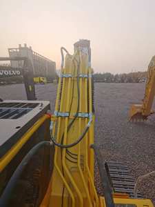 Excavadora Hidráulica Usada Komatsu PC210 de 21 Toneladas, Bajo Número de Horas, Estado Original, Motor Japonés, 20 Años, 110kW de Potencia - Product Image 6