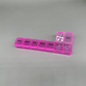 Pastillero <span class=keywords><strong>Semanal</strong></span> <span class=keywords><strong>de</strong></span> Siete Compartimentos, a Prueba <span class=keywords><strong>de</strong></span> Humedad, Rectangular, Portátil, Transparente, <span class=keywords><strong>Organizador</strong></span> <span class=keywords><strong>de</strong></span> Pastillas Día por Día - Product Image 1