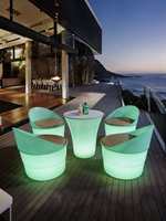 Ensemble de table et de chaises de plage modernes en plastique PP pour hôtel et banquet