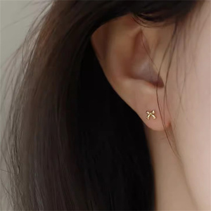 ROXI 925 ต่างหูเงินแท้สำหรับผู้หญิงมินิโบว์น็อตต่างหูโรแมนติก S925 - Product Image 6