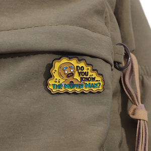 Broches de Esmalte Personalizados al por Mayor con el Personaje del Juego 'Do You Know the Muffin Man', Insignias de Solapa, Joyería Divertida, Regalo para Amigos - Product Image 3