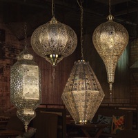 Lampes et lanternes vintage du Maroc en fer Asie du Sud-Est Europe centrale Bohème Restaurant exotique Hôtel Lampe