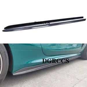Jupes latérales améliorées en fibre de carbone pour BMW Série 8 F92 F93 840 Coupé Berline - Product Image 1