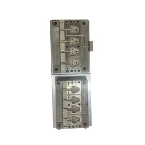 小型南アフリカプラグ射出成形用専門金型メーカー（電気プラグプラスチック射出成形用） - Product Image 6