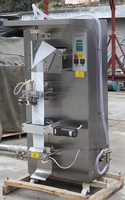 Machine de Remplissage Verticale Automatique Sj-1000 pour Sachets d'Eau, Boissons, Aliments, Emballage en Poches Plastiques pour Jus, Huile, Miel, Sac Moteur