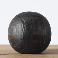 Boule artisanale faite à la main en polyrésine de résine de luxe de style nordique pour la décoration intérieure