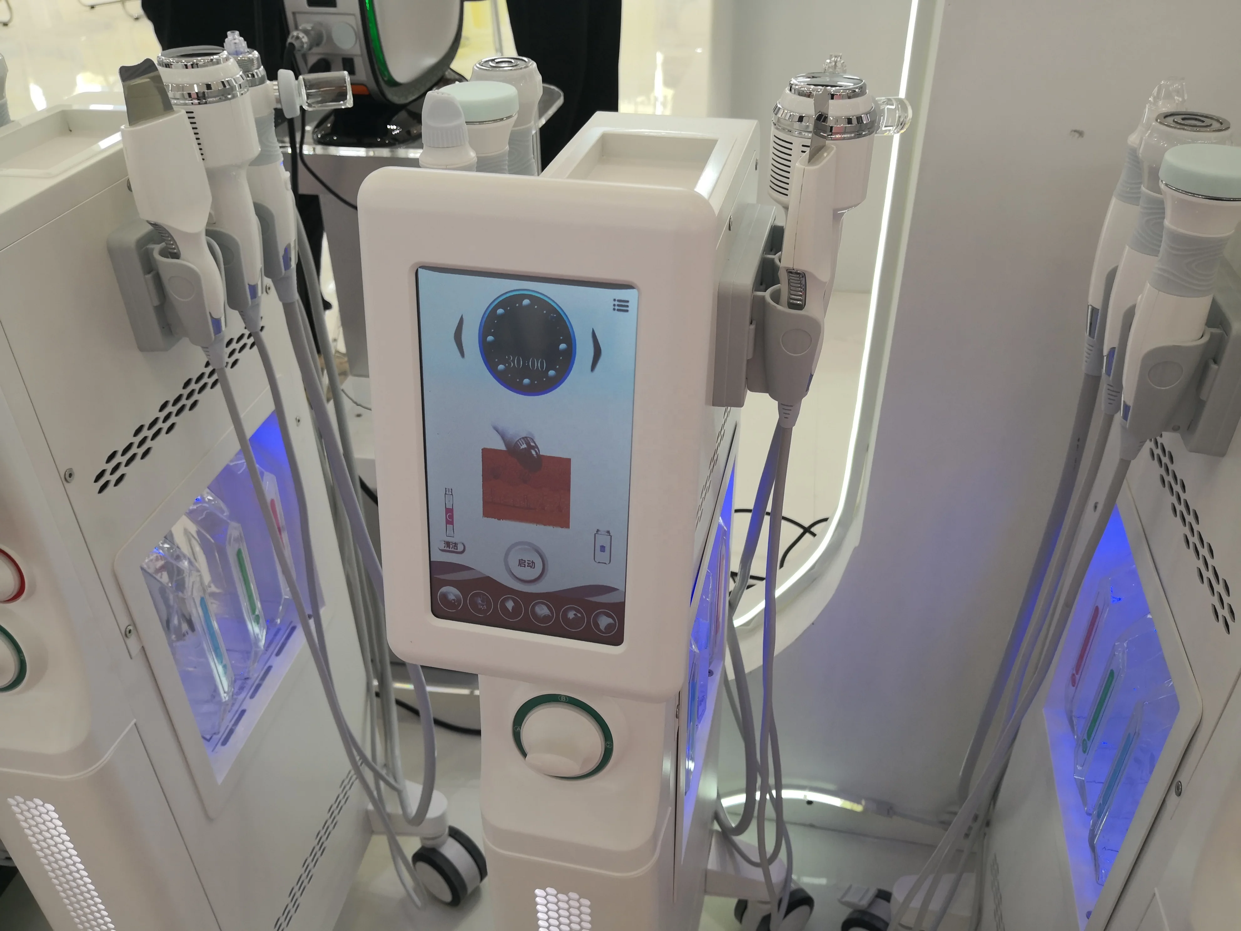 Hydra Microdermabrasion Machine