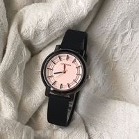 Montre analogique en silicone à quartz pour couples, style médiéval, étanche, idéale pour les étudiants et les tenues tendance pour les examens