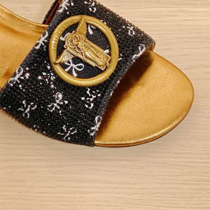 <span class=keywords><strong>Scarpe</strong></span> Basse da Donna Glamour ed Eleganti, Morbide e Confortevoli, Decorate con Diamanti Luminosi, Produzione all'Ingrosso su Misura dalla Fabbrica Peninsula - Product Image 4