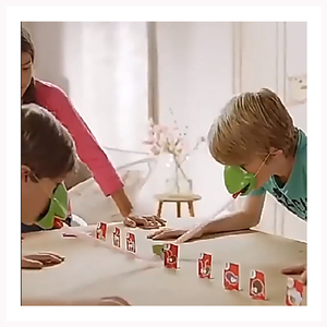 新登場！カエル・ドラゴン・カメレオン型卓上おもちゃ、奇妙なプラスチック製スリングショット（吐き出す舌付き）、パーティーやコンテストに最適 - Product Image 1