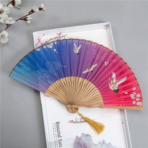 Abanico Plegable de Bambú Hecho a Mano al Estilo Chino, Ideal para Bodas, Bailes, Regalos Empresariales y Fiestas - Product Image 2