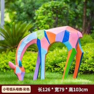 Esculturas de Ciervos de Fibra de Vidrio Geométricas Modernas, Arcoíris, Tamaño Real, Personalizadas, Realistas, Arte para Jardín Exterior, Coleccionables - Product Image 3