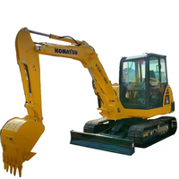 Excavatrice KOMATSU PC56 d'occasion en bon état, capacité de la benne de 0,22 m³, matériel de construction d'occasion