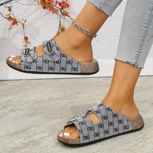 Nouvelles tongs et chaussures <span class=keywords><strong>de</strong></span> plage décontractées pour femmes, tendance été 2026, à semelles épaisses et souples, imprimées - Product Image 3