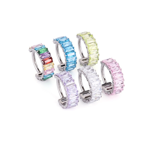 <span class=keywords><strong>Piercing</strong></span> <span class=keywords><strong>de</strong></span> Titanio y Zirconio <span class=keywords><strong>de</strong></span> Grado Médico ASTM F136, Clásico con Bisagra para Hélice, Nariz y Oreja, Hipoalergénico para Lóbulo Superior - Product Image 1