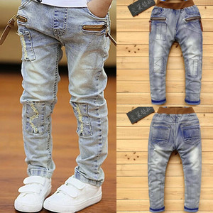 Jeans dritti aderenti in denim - Product Image 5