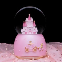 Boîte à musique Carriage Castle avec boule de cristal rotative lumineuse, cadeau d'anniversaire pour filles, enfants, étudiants