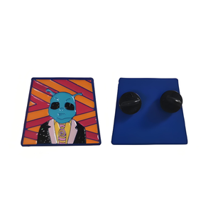 Precio al por mayor de fábrica Venta caliente aleación de zinc esmalte duro arenoso personalizado gato Pin insignia chapado en oro - Product Image 4