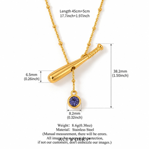 Colliers à breloques sportives sertis de pierres précieuses |   Colliers pendentifs en acier inoxydable plaqué or PVD 18 carats avec zircons CZ, motifs tennis, baseball, hockey et pagaie - Product Image 6