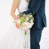 Buket Pengantin Buatan Tiruan Bunga Mewah Rangkaian Bunga Palsu Baby's Breath Bunga Sutra Pernikahan Hari Valentine Realistis untuk Luar Ruangan