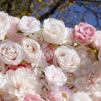 Vente chaude Personnalisé 5D Soie Artificielle Rose Fleurs Mur Toile de Fond Toucher Naturel pour Halloween Graduation Fête des Mères