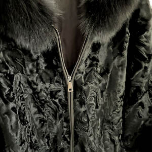 Poncho d'hiver pour femme en véritable fourrure de mouton <span class=keywords><strong>Karakul</strong></span>, réversible, grande taille, à capuche, manches chauve-souris, ample, chaud, décontracté, personnalisable - Product Image 5