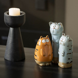 Vaso a blocchi di colore con gattino fantasia, per tavolino da sala da tè, contenitore per composizioni floreali con rami secchi, stile moderno - Product Image 2