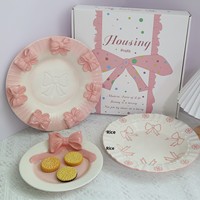 Petite Princesse Rose Doux – Assiette à Dessert et Fruits en Céramique avec Nœud 3D en Relief, Assiettes et Tasses Décoratives, Décoration de Table Esthétique Féminine pour la Maison
