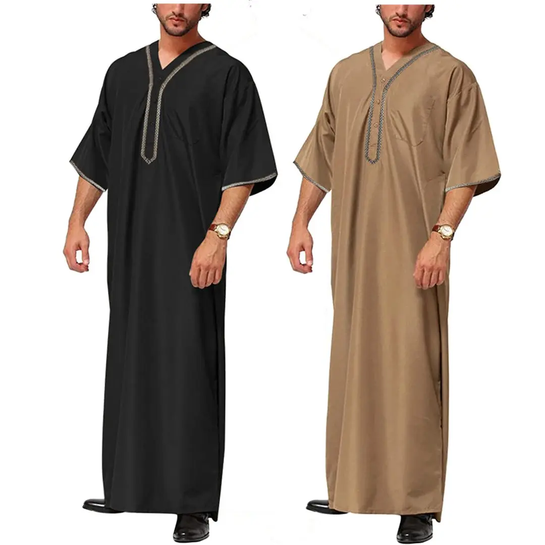 Venta al por mayor de ropa musulmana tradicional Thobe de Malasia de Oriente Medio Árabe Simple de moda para hombre Abaya