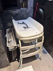 <span class=keywords><strong>Table</strong></span> à <span class=keywords><strong>langer</strong></span> 2-en-1 pour bébé, pliable, multifonctionnelle, <span class=keywords><strong>avec</strong></span> roulettes, espace de rangement réglable, pour massage et caresses - Product Image 6