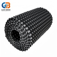 Planche de drainage alvéolée verte en PEHD pour aménagement paysager industriel, usage extérieur, débit d'eau fluide pour applications scolaires