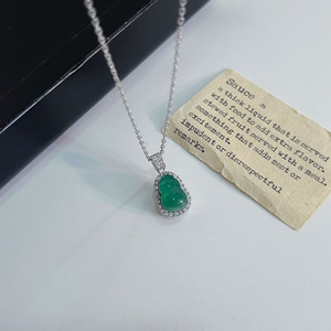 S925 Sterling Silver Gourd <b>Pendant</b> Necklace With <b>Emerald</b> Green Stone Elegant Clavicle Chain For Women Everyday Wear - Product Image 2