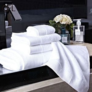 Lujo <span class=keywords><strong>5</strong></span> estrellas 100% algodón blanco baño mano cara toalla Conjunto personalizado Hotel bordado Logo tejido patrón a cuadros - Product Image 2