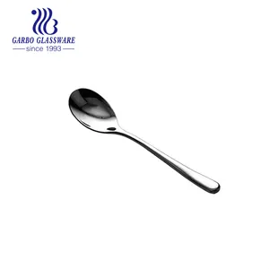 Cucchiai da tè in acciaio inossidabile 18/2 per uso alimentare di alta qualità durevole cucchiaio da pranzo piccolo da 8 pollici lucidatura a specchio e lavabile in lavastoviglie