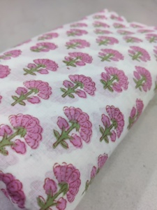 100% bloque de mano impreso tela de algodón con estampado Floral ligero hermoso ropa de cama bata cubierta de cama niñas bolsas cortinas - Product Image 3