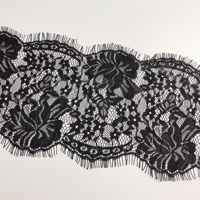 Dentelle Chantilly florale fantaisie de 15 cm de bonne qualité pour robe de nuit LT2653B