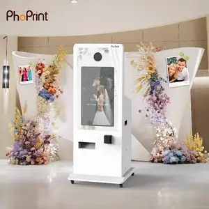 Phoprint Photo Booth Écran tactile Paiement par carte de crédit Self Service Miroir Photo Booth à louer - Product Image 6