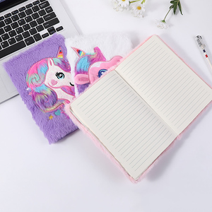 Quaderno <span class=keywords><strong>con</strong></span> Copertina in Peluche Colorata a Forma di <span class=keywords><strong>Unicorno</strong></span>, Articolo di Cancelleria Scolastica all'Ingrosso - Product Image 4